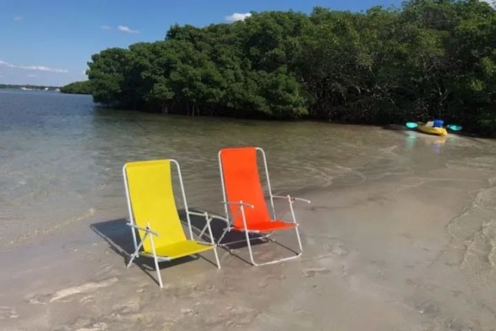 a small boat in a body of water